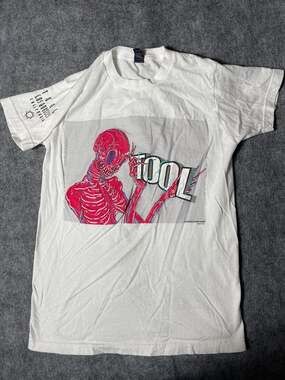 Tool 2015 Skeleton Band T-Shirt Adam Jones Artwork LA Sleeve Print White Small